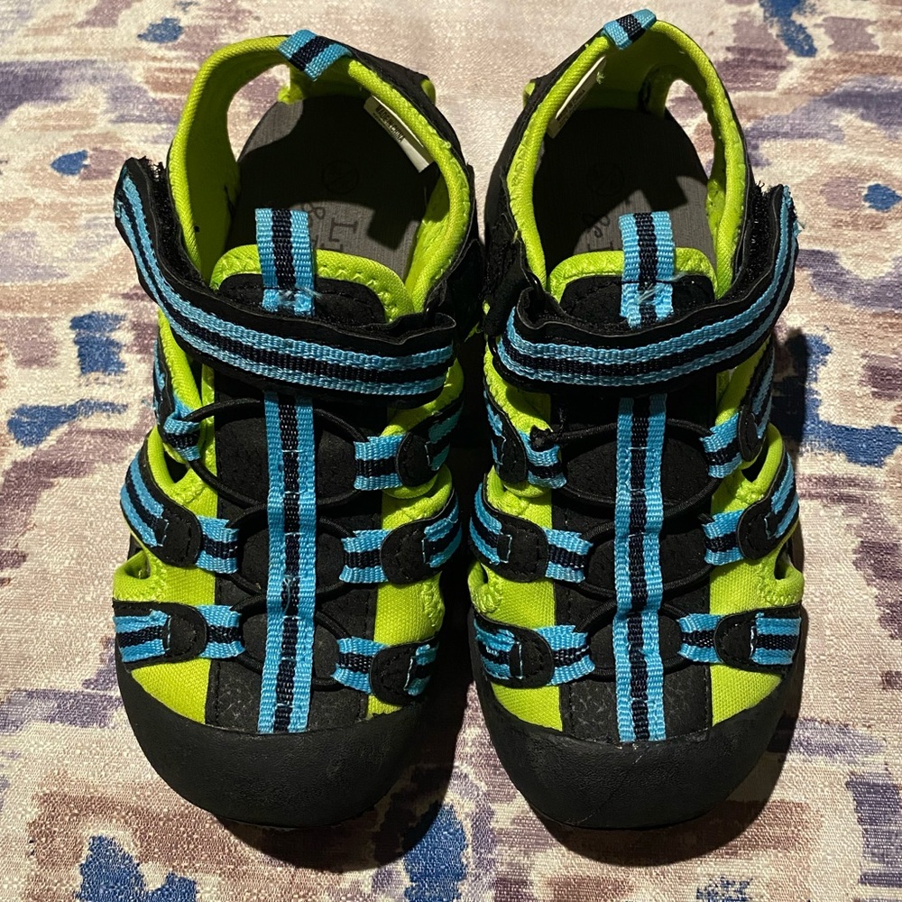 Kids' LILY & DAN Black and Green Outdoor Sandals